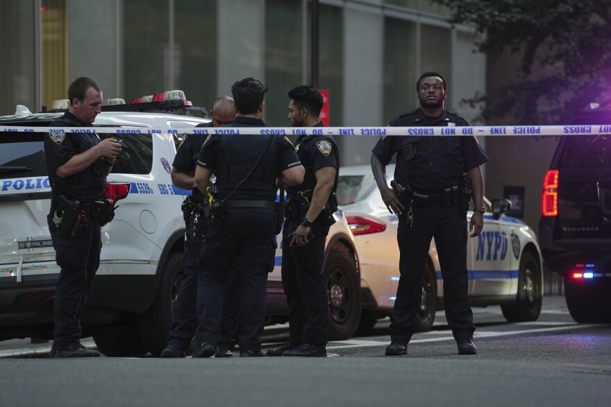 New York Office Building Shooting: 4 Fatalities - What We Know