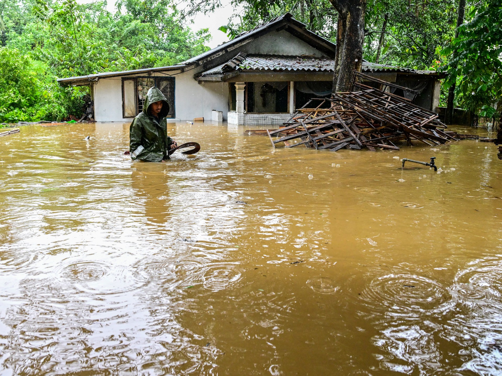 Sri Lanka Appeals for Global Aid as Cyclone Ditwah Death Toll Hits 132 & Thousands Displaced Amid Devastating Floods