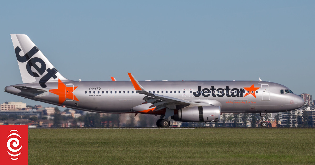 Jetstar A320 Flights Resume in New Zealand; Air NZ Fleet Remains Grounded Amid Global Software Recall Disruptions