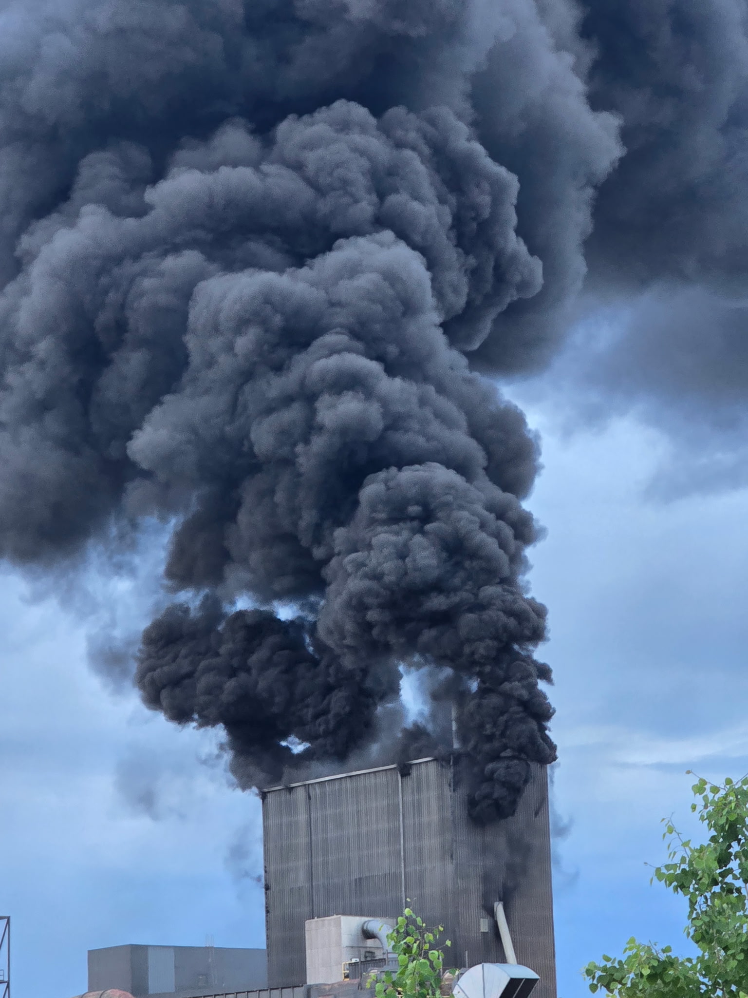 Massive Fire Erupts at Neenah Foundry; Crews Respond