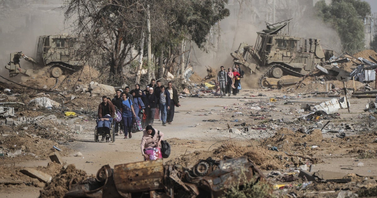 Israeli Air Strikes Displace Hundreds of Families in Gaza: Humanitarian Crisis Deepens