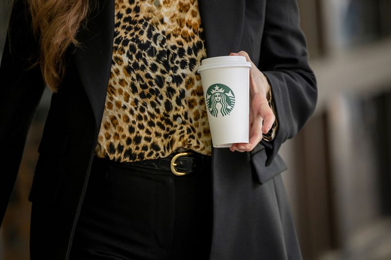 Luckin Coffee Challenges Starbucks: China's Coffee Giant Opens First US Stores in NYC