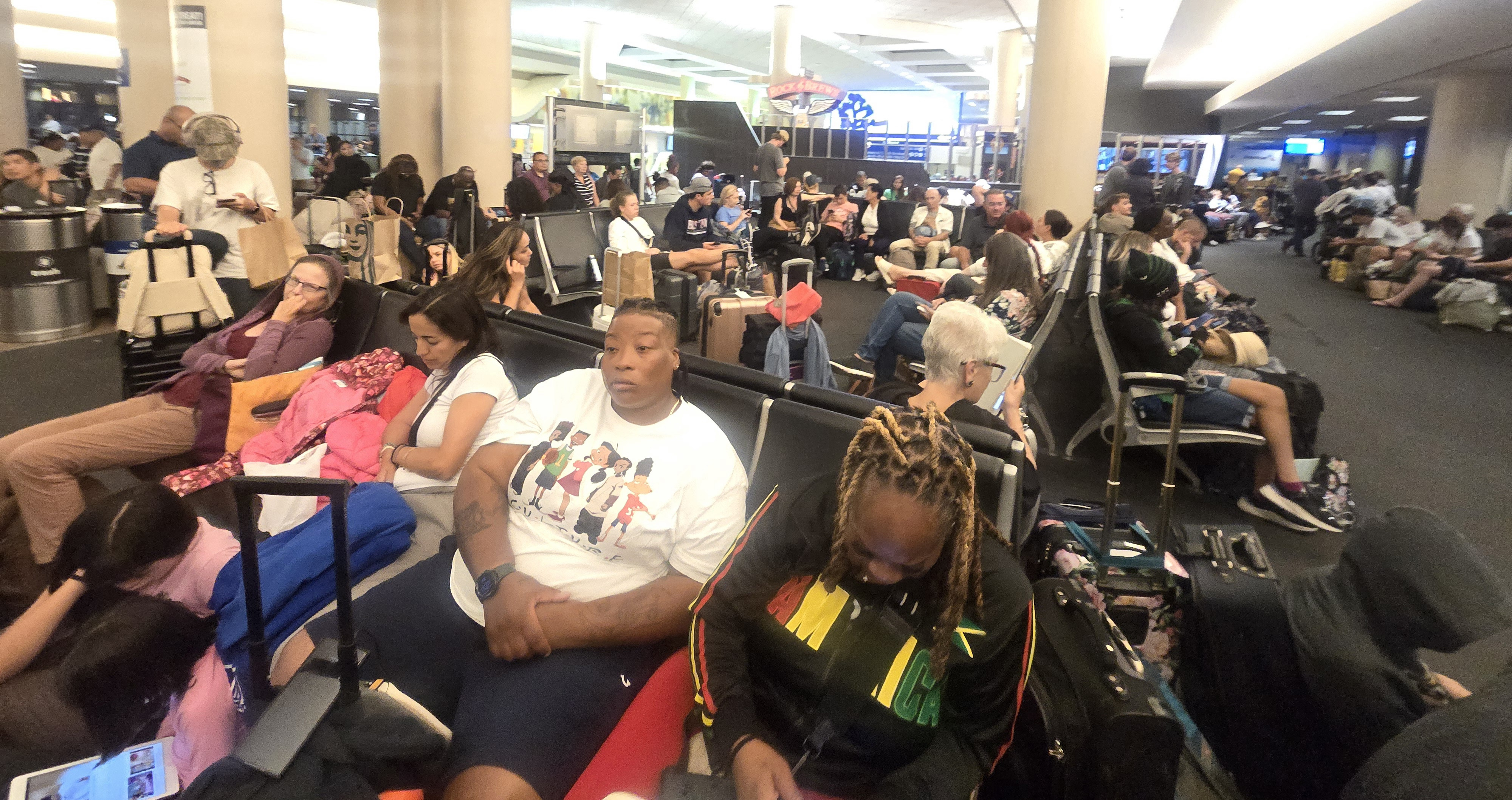 Flights Disrupted: Hundreds Canceled or Delayed After Earthquake