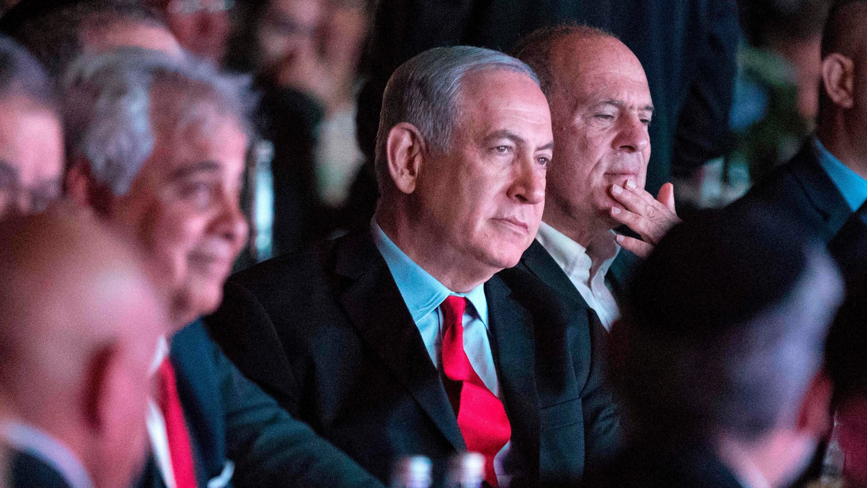 Netanyahu Seeks Presidential Pardon in Israeli Corruption Case