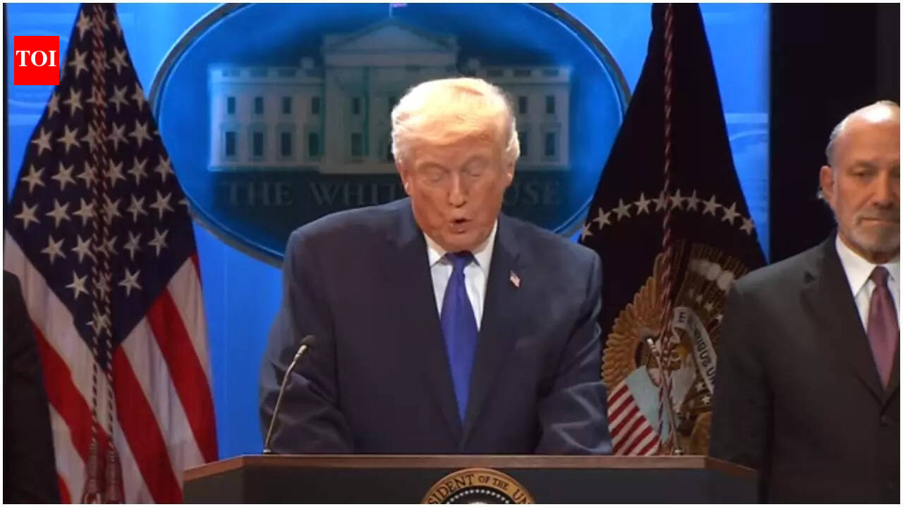 Donald Trump Hosts Fundraiser Amidst Middle East Conflict