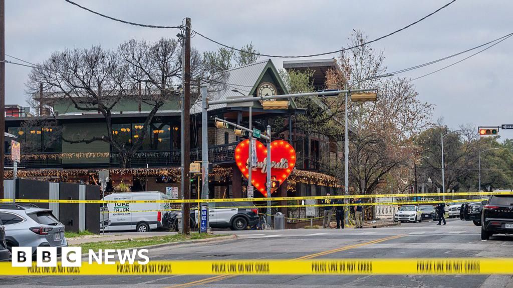 Deadly Texas bar shooting linked to terrorism by FBI