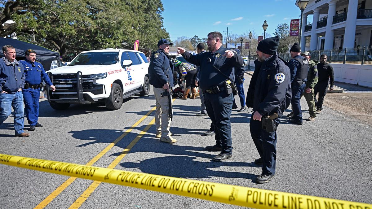 Teenagers charged in Louisiana parade shooting