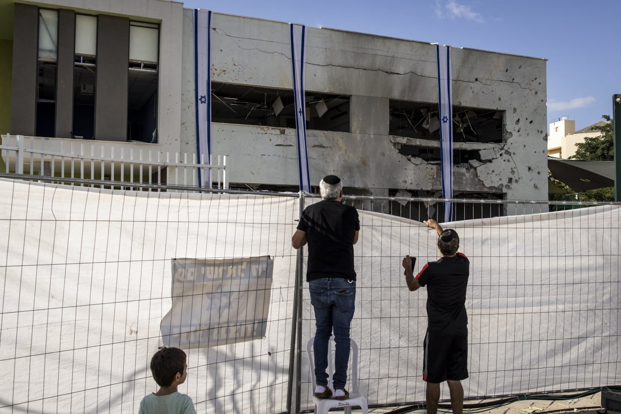 6 Injured in Jerusalem After Iran Missile Barrage Report