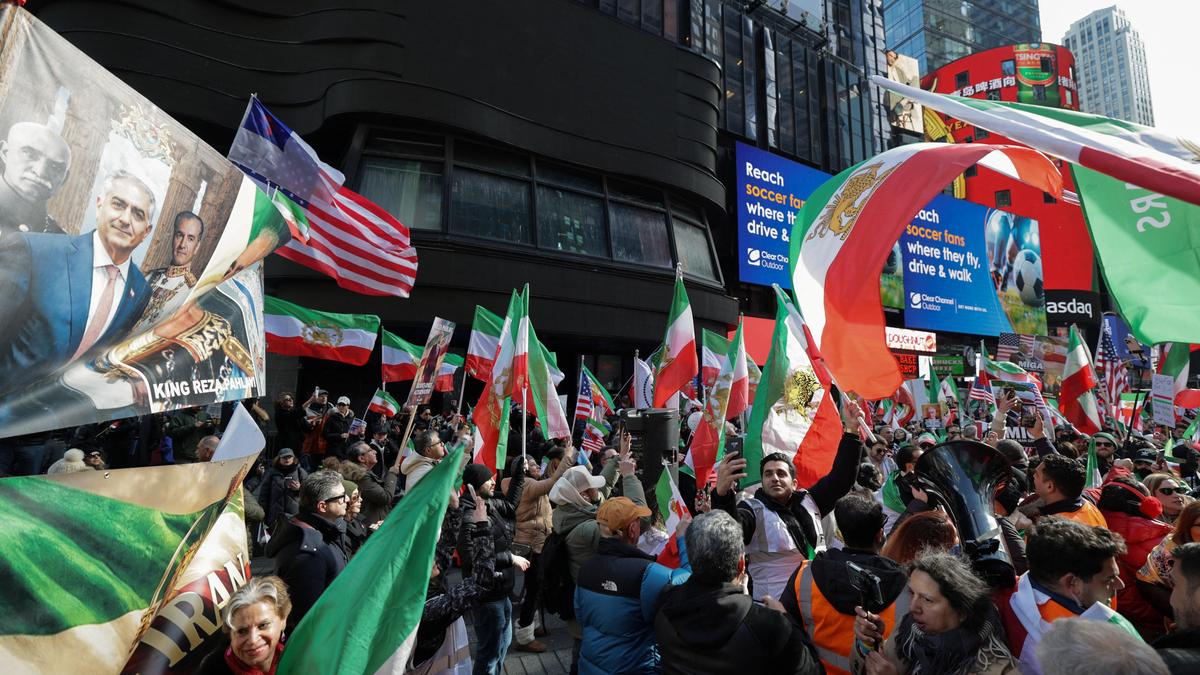 Hackers Hit Iranian Apps, Websites After US-Israeli Strikes