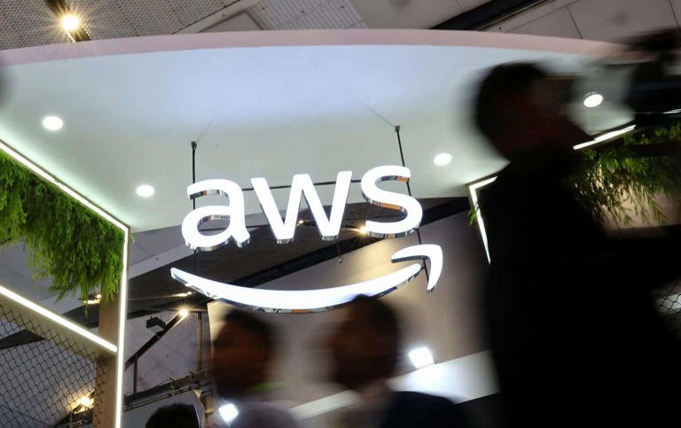 Amazon's Cloud Unit Fire in UAE Data Center