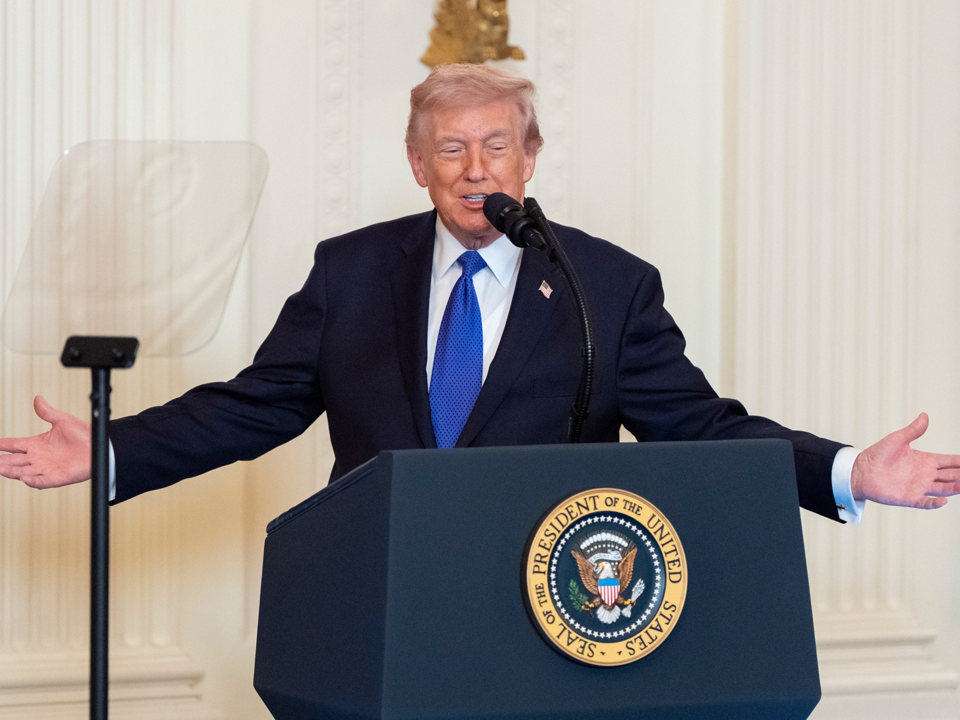 Trump Predicts Prolonged Iran War as US and Israel Continue Strikes