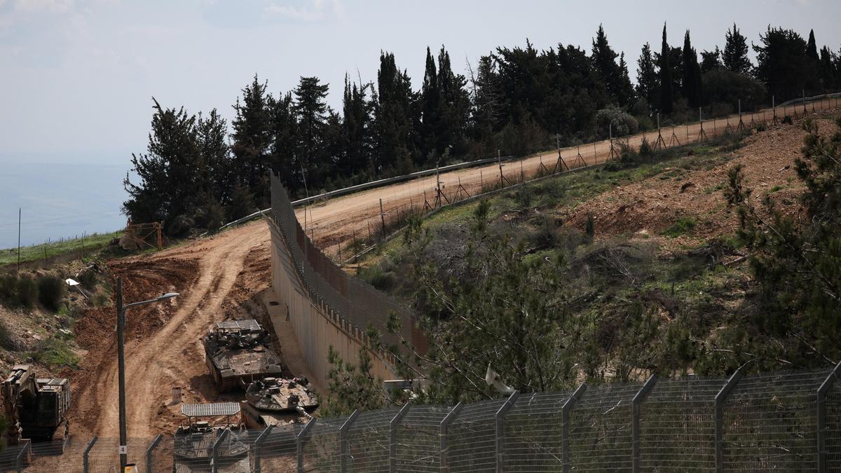 Hezbollah Condemns Lebanese Govt Decision on Military Activities