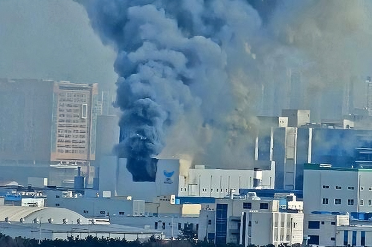 Fire Erupts at SPC Samlip Plant in Siheung