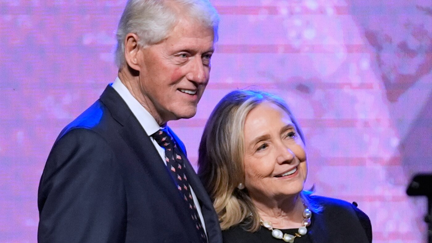 Clintons Agree to Testify in House Epstein Investigation