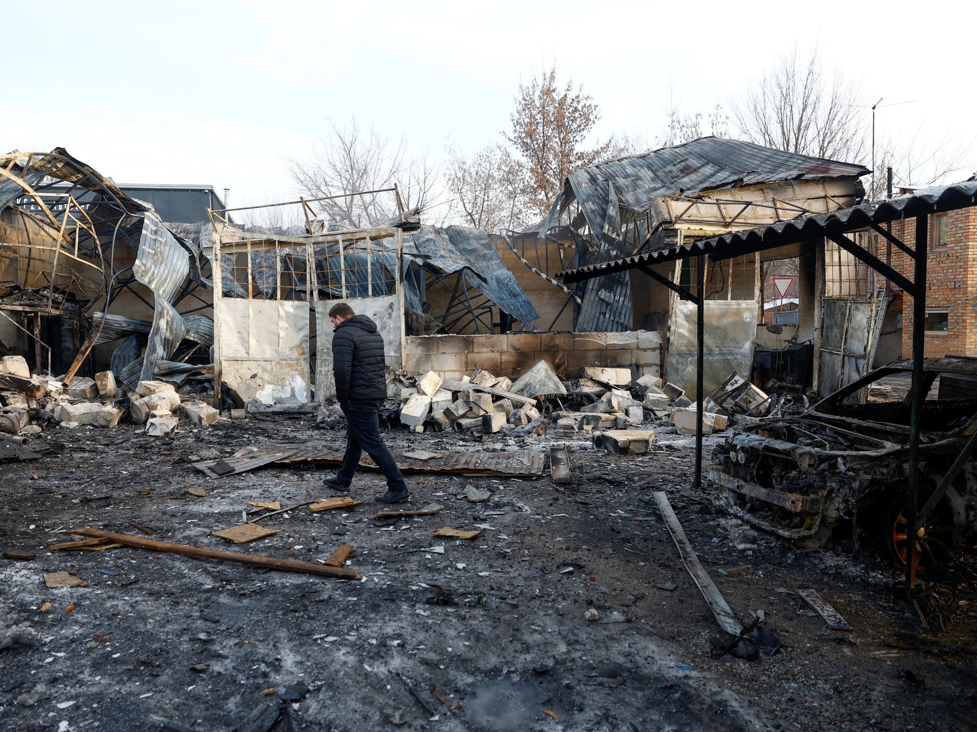 Global conflicts strain humanitarian law, report warns