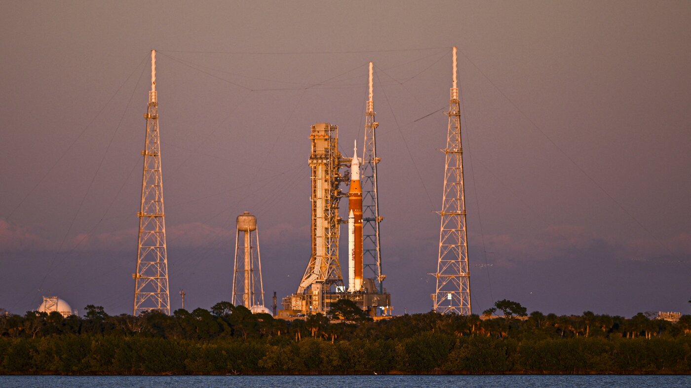 NASA Delays Artemis II Lunar Mission by Month