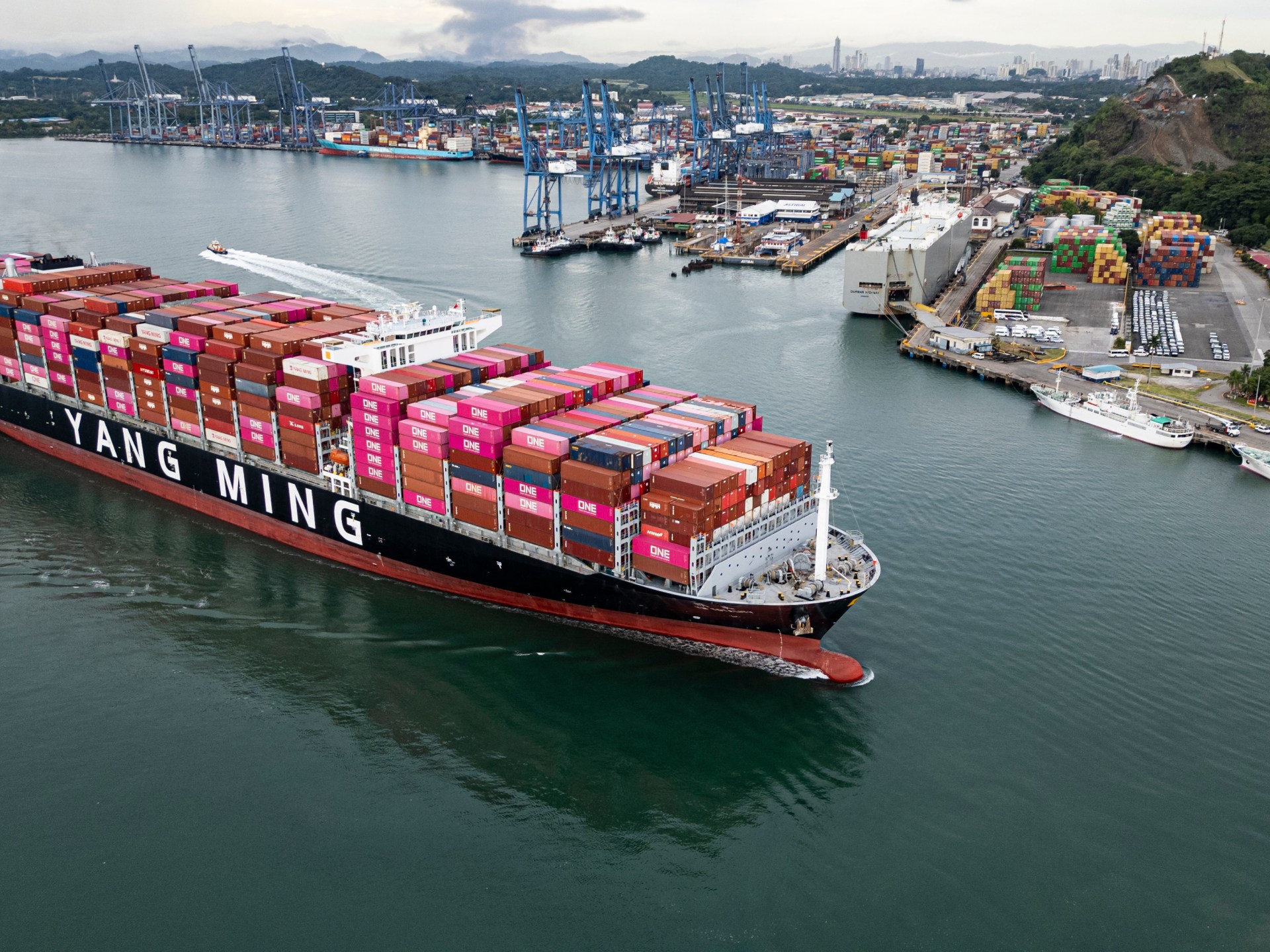 China Warns Panama Over Ruling on Canal Ports