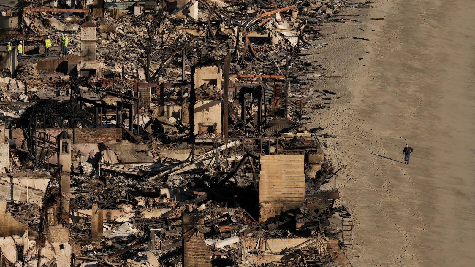 Attorneys for Suspect in Los Angeles' Palisades Fire Seek His Release Based on New Evidence