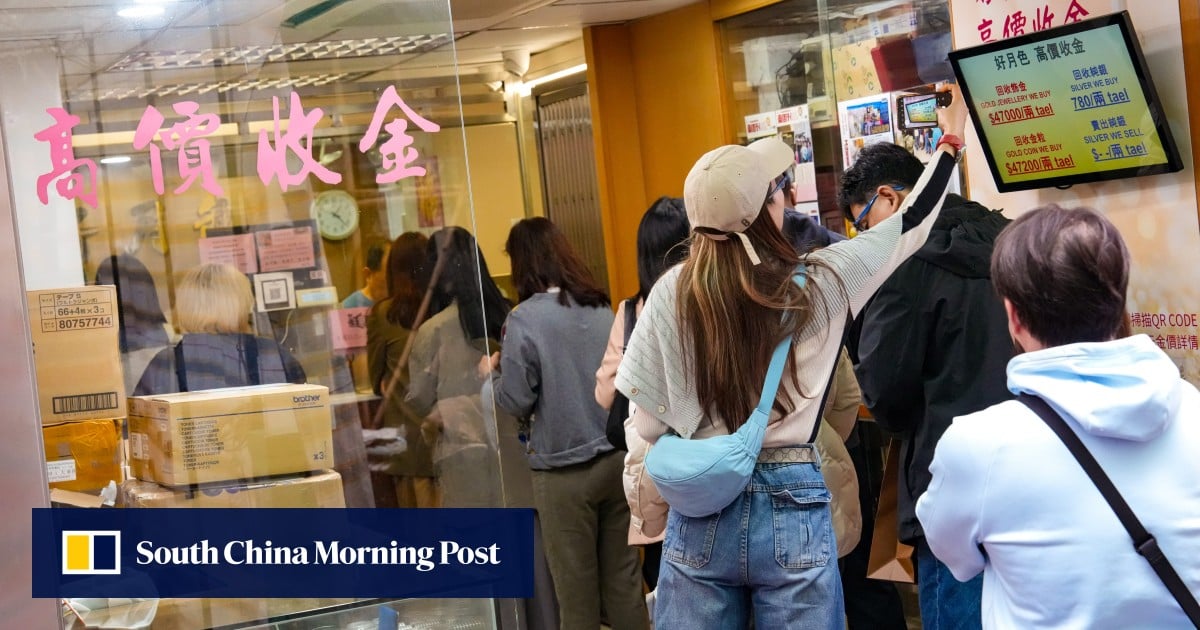 Hong Kong Gold Rush Amid Middle East War