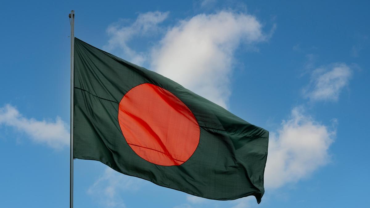 Bangladesh Faces Steep Rise in LNG Prices Amid Qatar Supply Halt