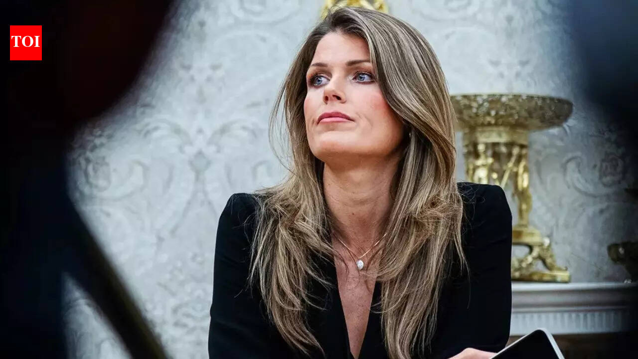 Lindsey Halligan, former Trump lawyer, faces Florida Bar investigation