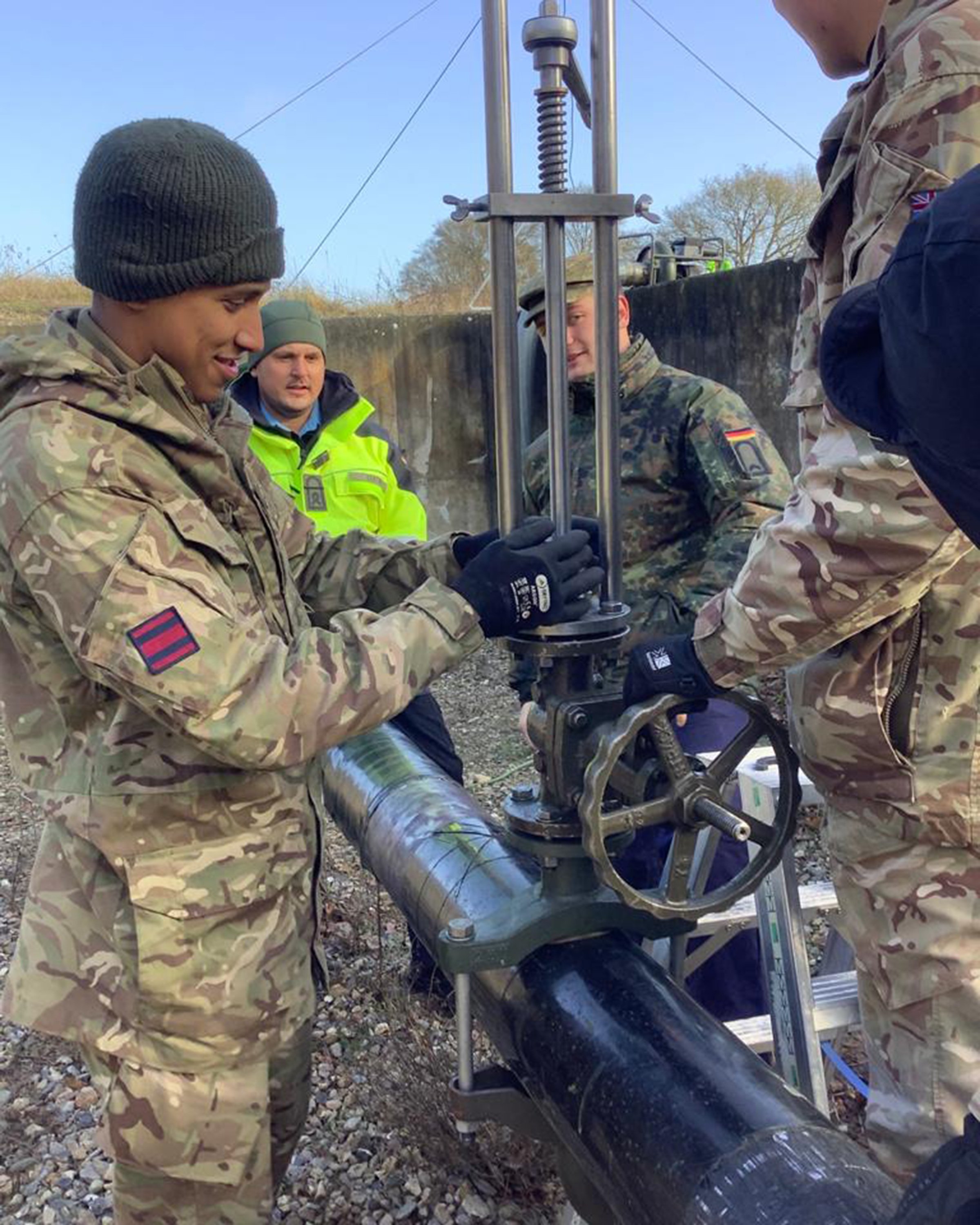 Cancellation of Army exercise sparks Mideast troop deployment speculation