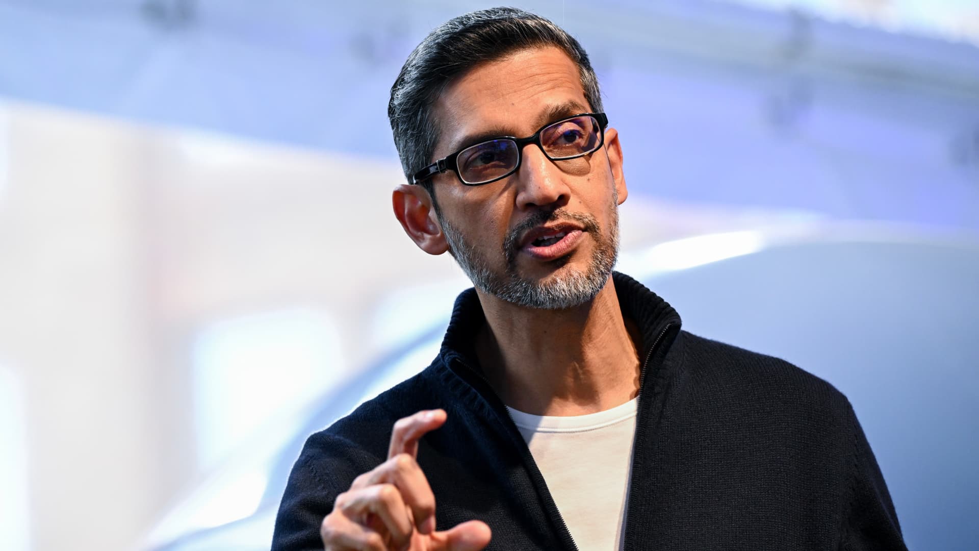Google and Microsoft Support Anthropic Despite Defense Risks