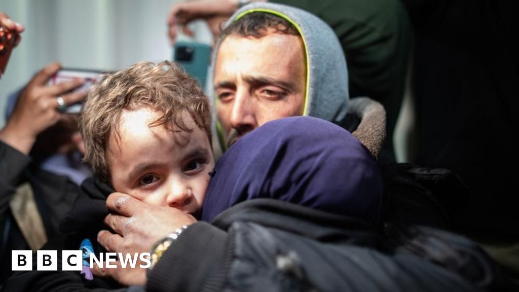Gazans Describe Checks by Palestinian Militia at Rafah Crossing