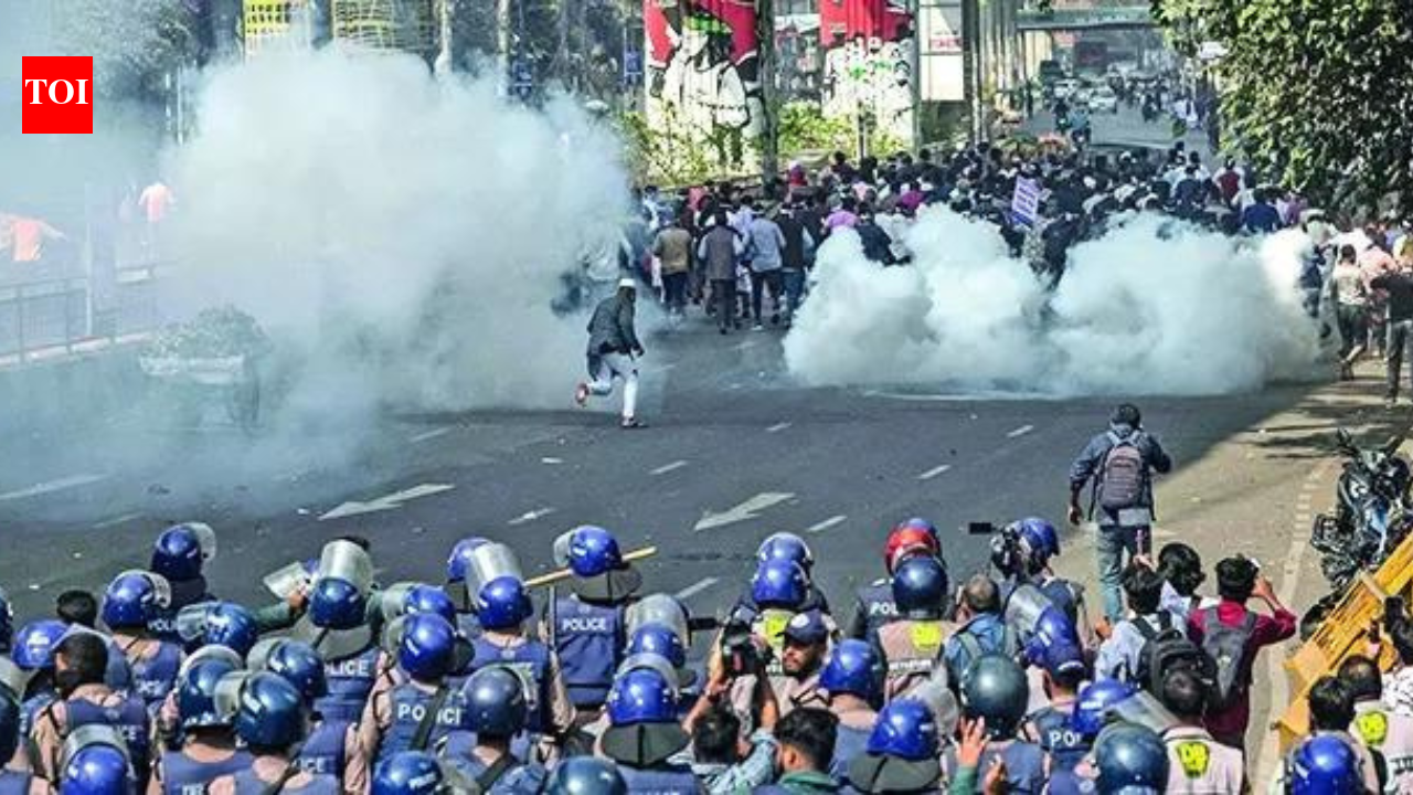Violent protests against Yunus administration resume in Dhaka