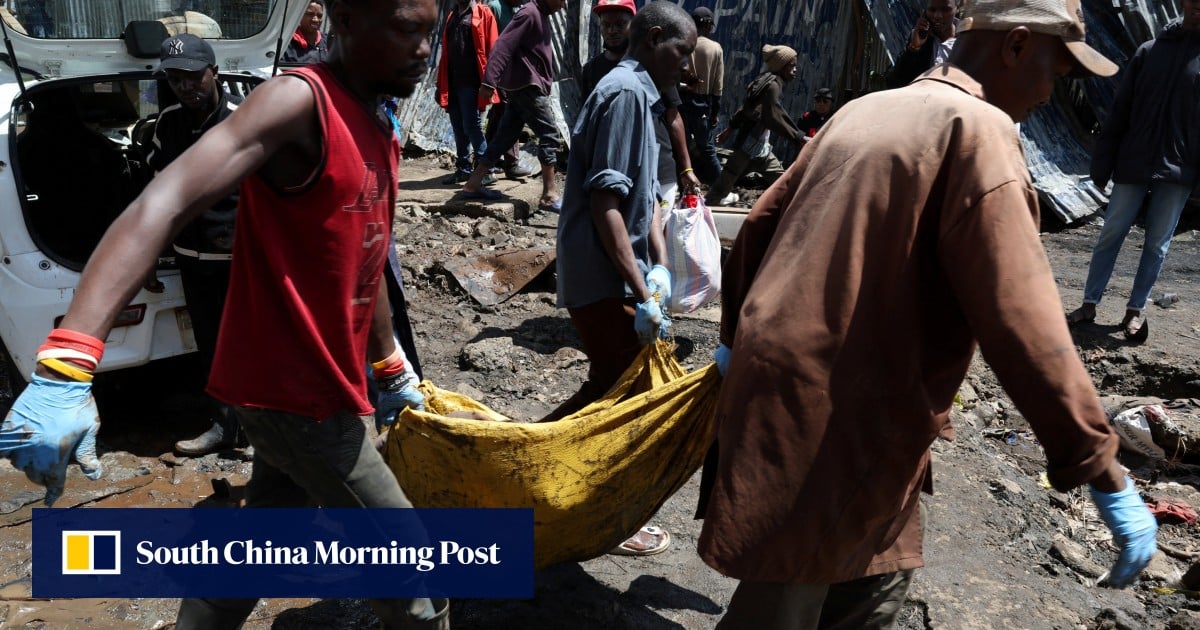 8 Dead in Kenya Floods: Motorists Stranded, Flights Disrupted
