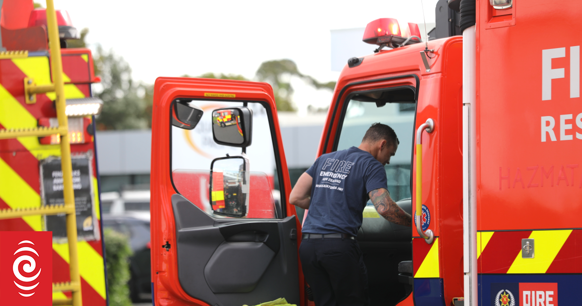 Flames seen in school as smoke rises over Taupō