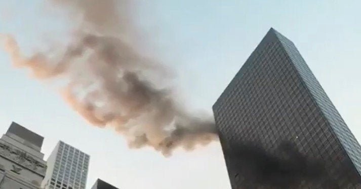 Huge Fire Engulfs Kuwait Tower as Trump Accuses Starmer of Seeking to 'Join Wars After We've Already Won'