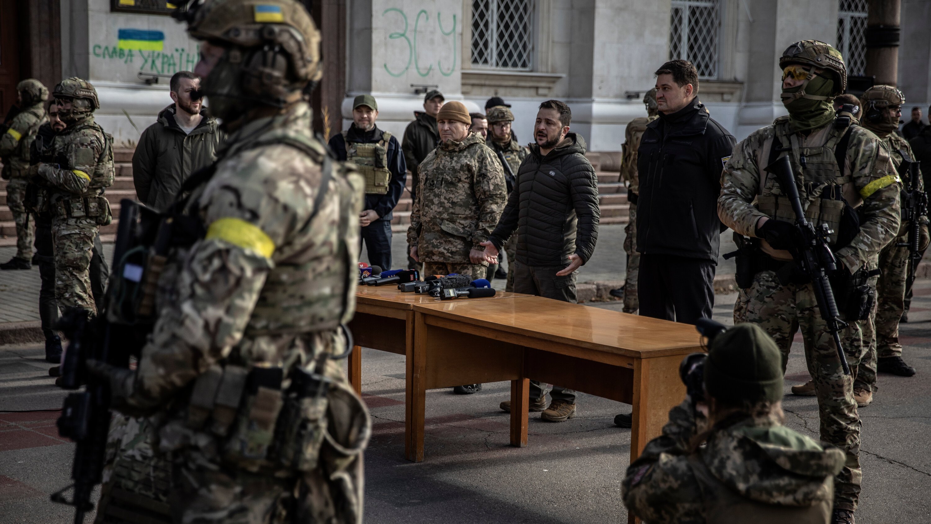 Ukraine war must become 'untenable' for Russia, Zelenskyy says after latest strikes