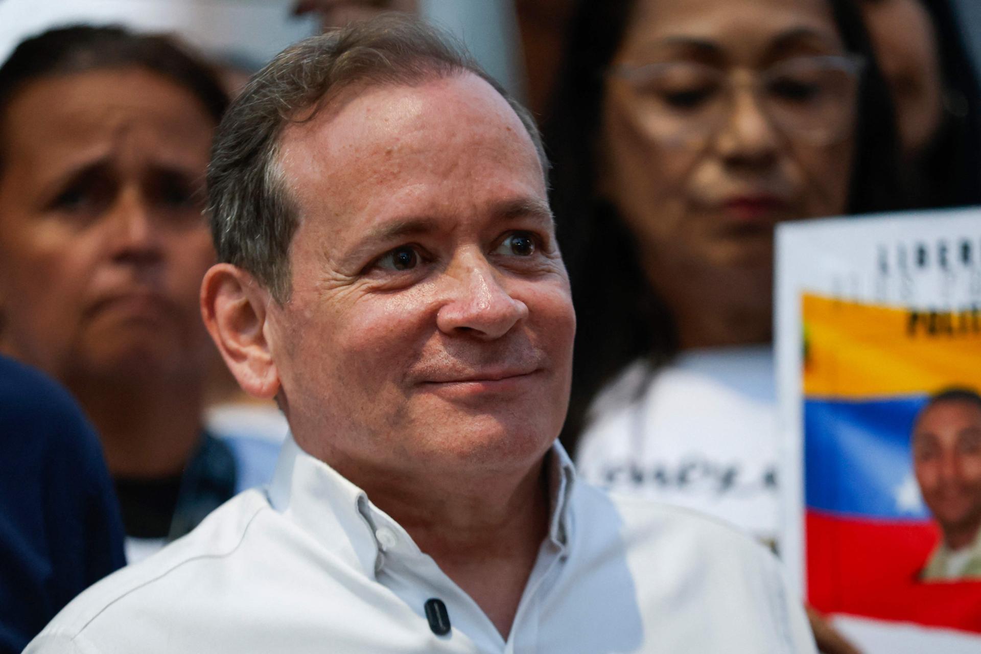 Opposition Leader's Ally Kidnapped After Prison Release in Venezuela