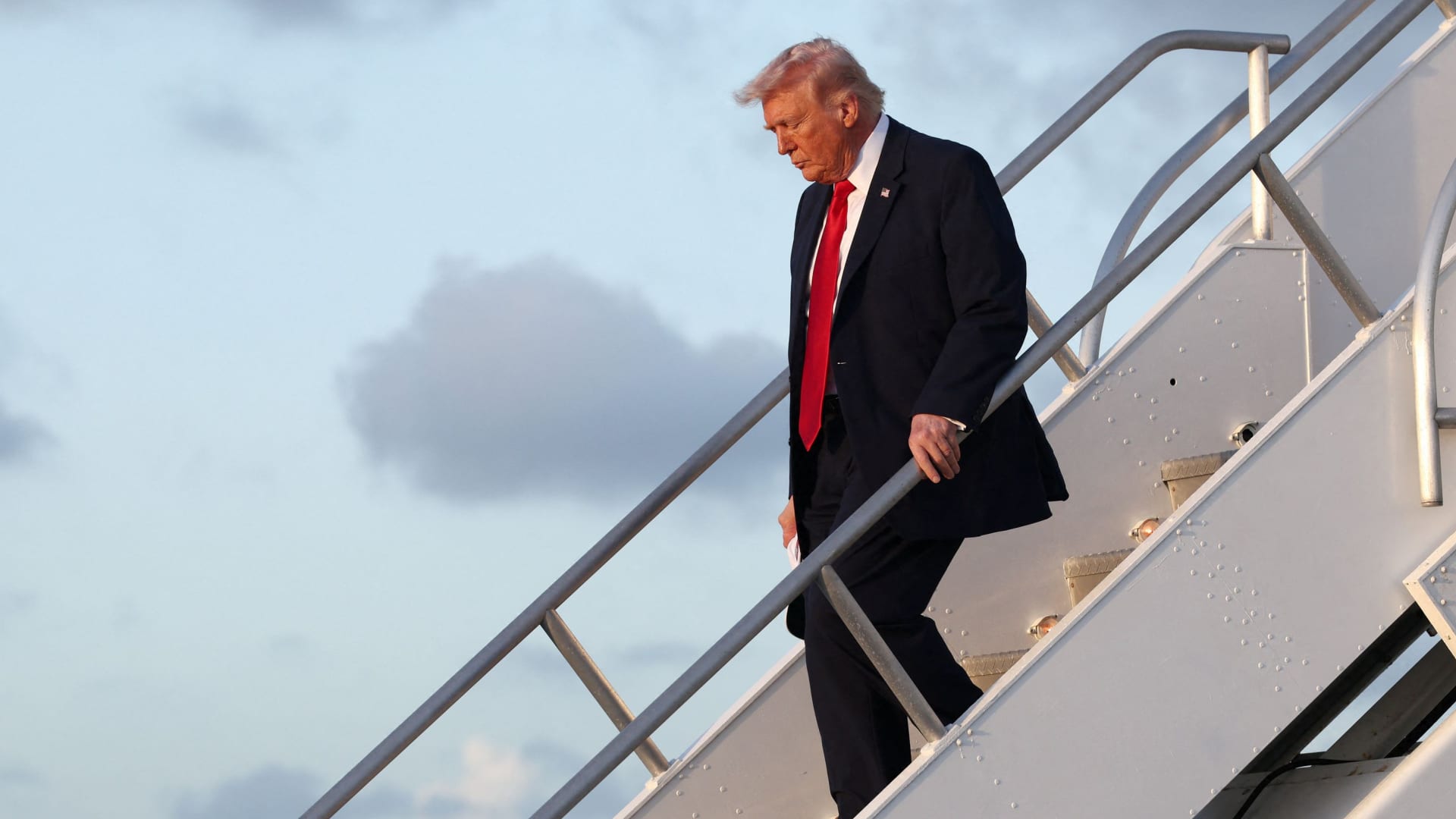 Trump Warns of Potential Friendly Takeover of Cuba Amid Fuel Crisis
