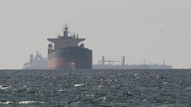 Trump Calls Allies to Secure Strait of Hormuz