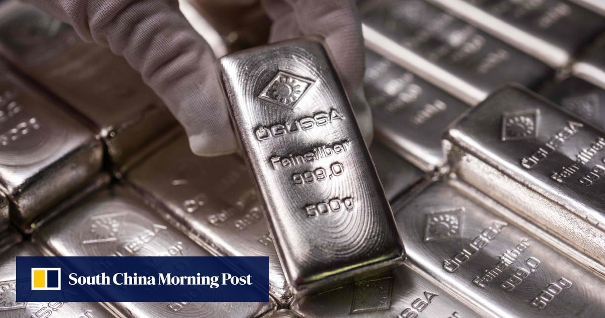 UBS China venture faces wrath of silver investors after valuation change increases losses