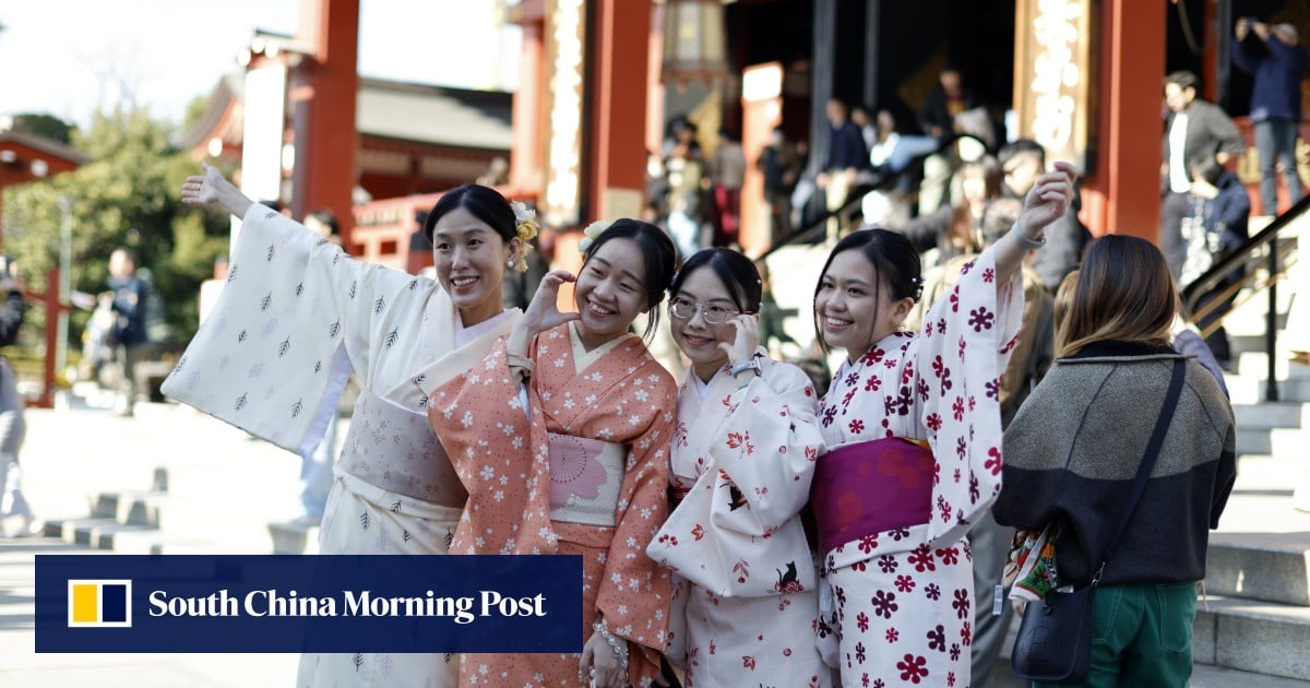 Hongkongers Demand Regional Holidays Amid Middle East War