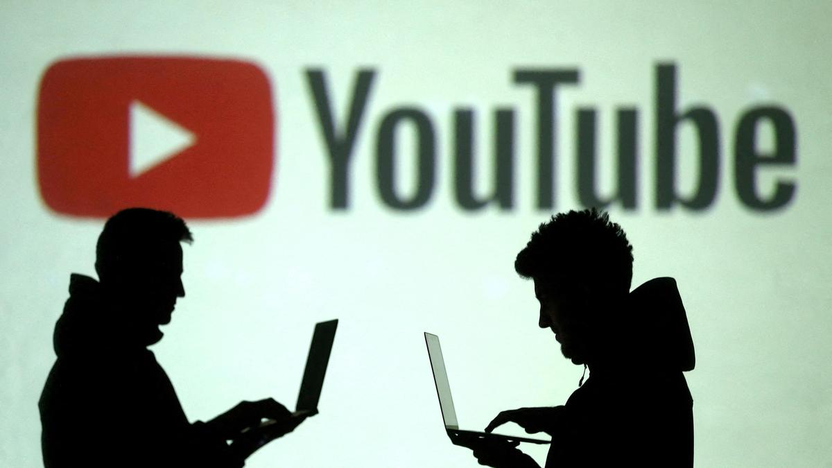 YouTube Down for Over 240,000 Users in U.S.