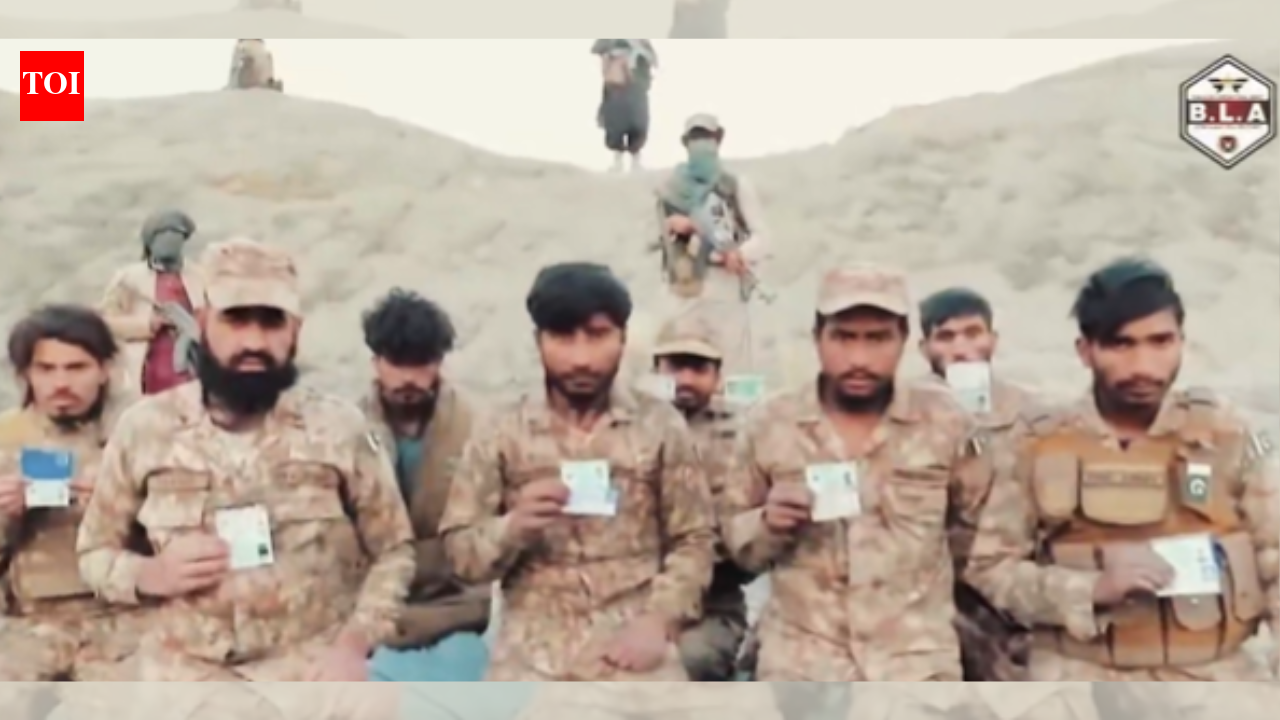 Pakistani soldiers plead for help in video released by BLA