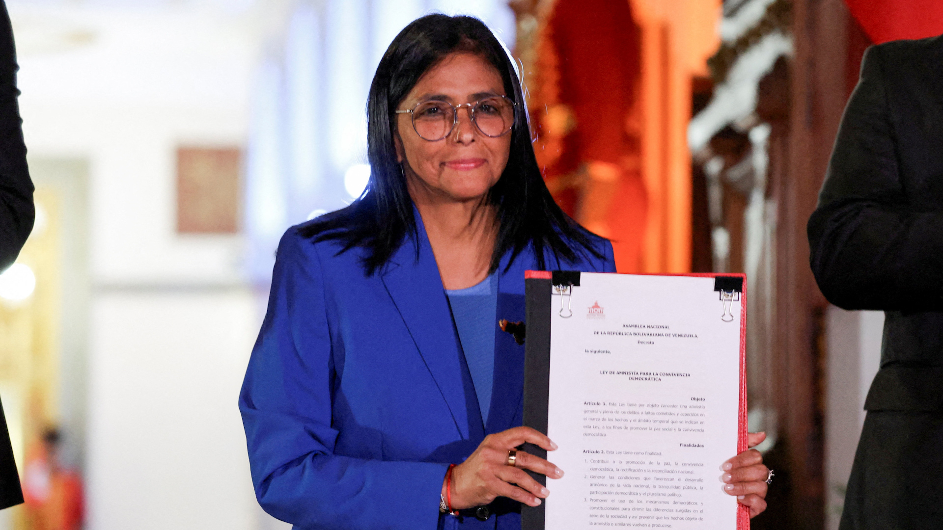 Venezuela Amnesty Law Families Prison Release