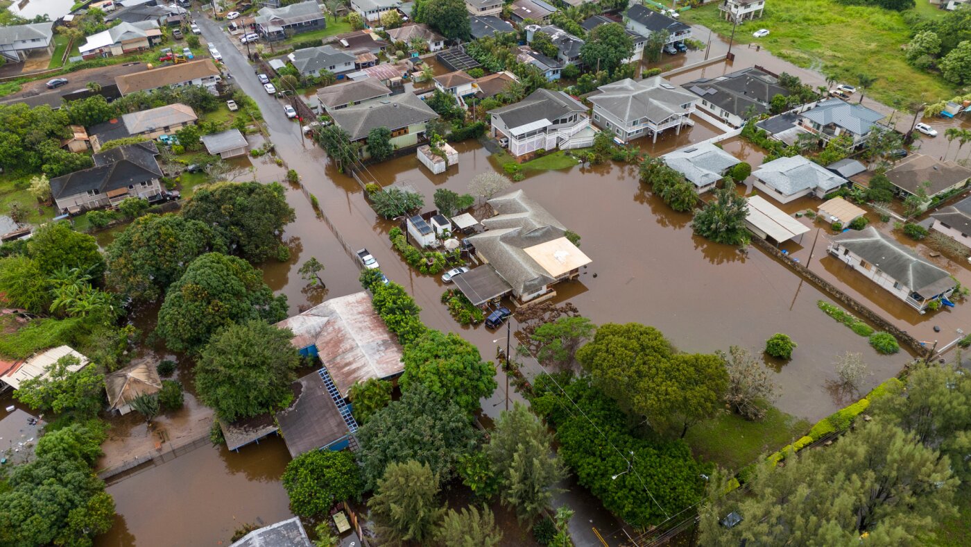 Over 4,000 Evacuated in Hawaii Due to Flooding and Dam Risk