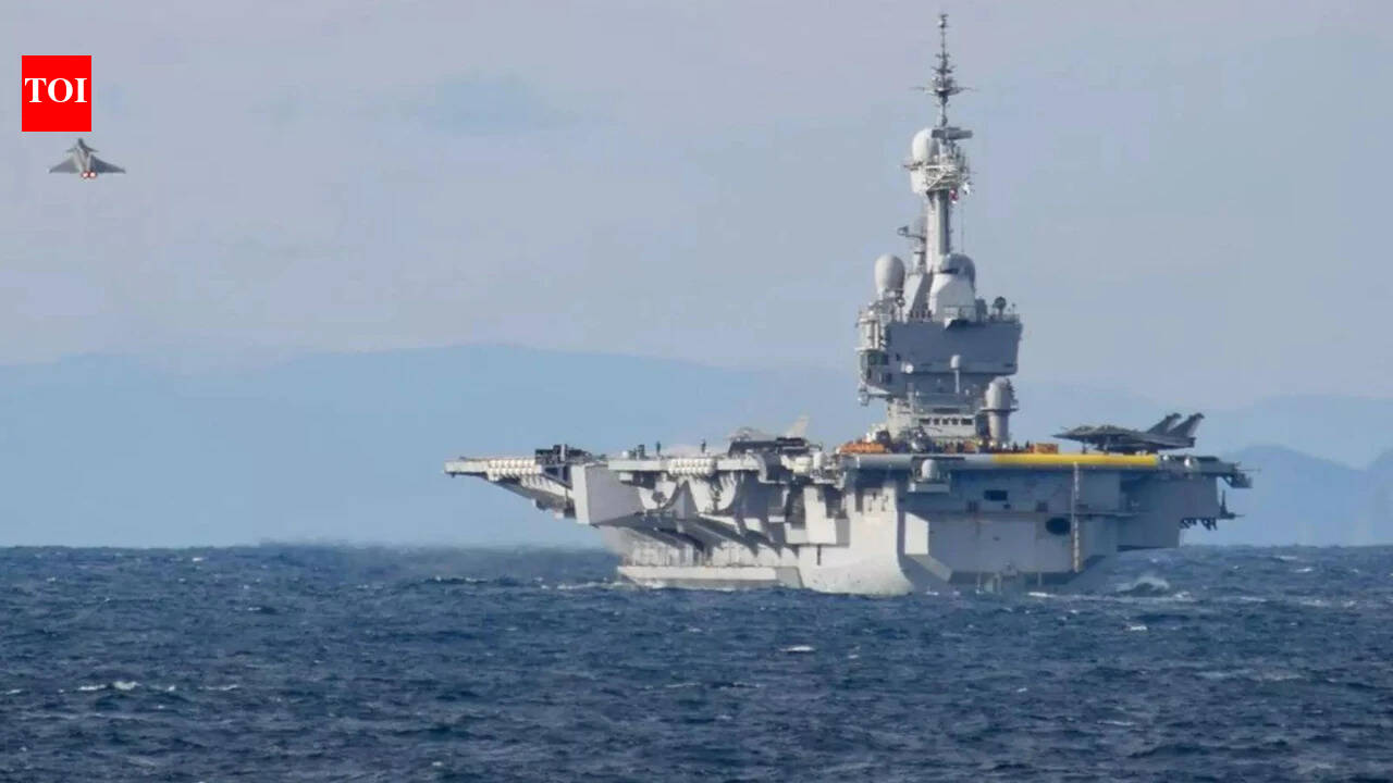 French Sailor's Fitness App Reveals Warship Location