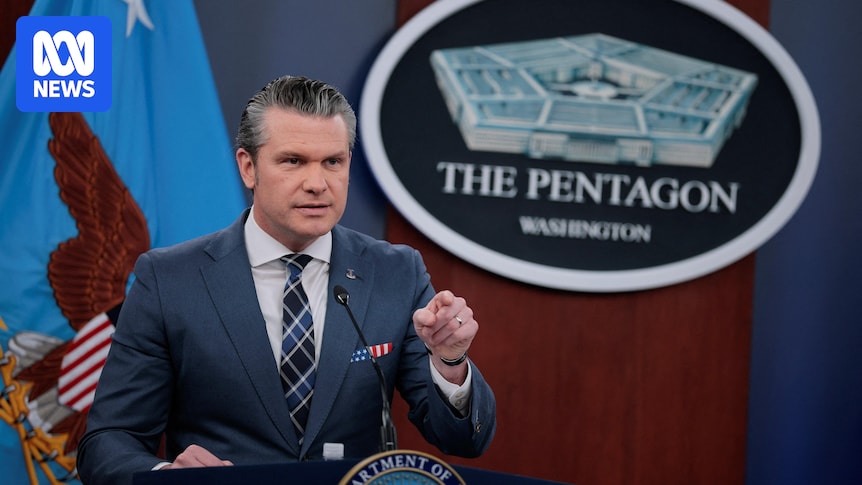 Federal judge sides with media in Pentagon press access fight