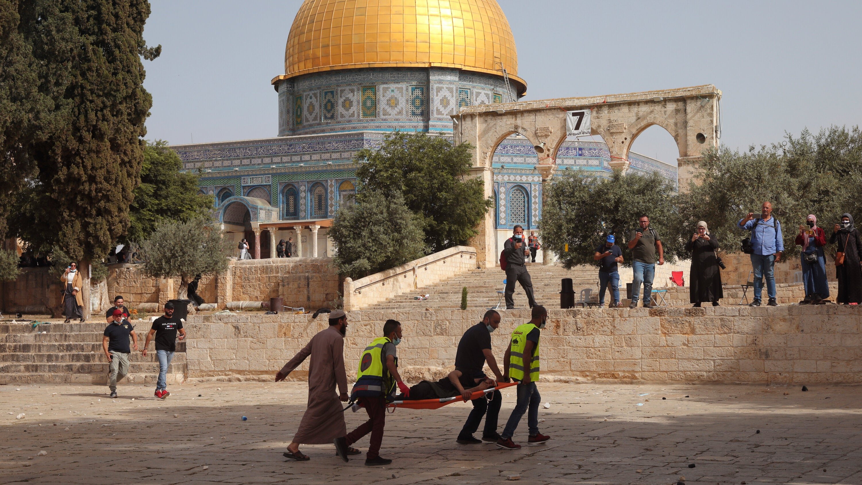 Iranian missile strike near Al-Aqsa Mosque in Jerusalem during Eid