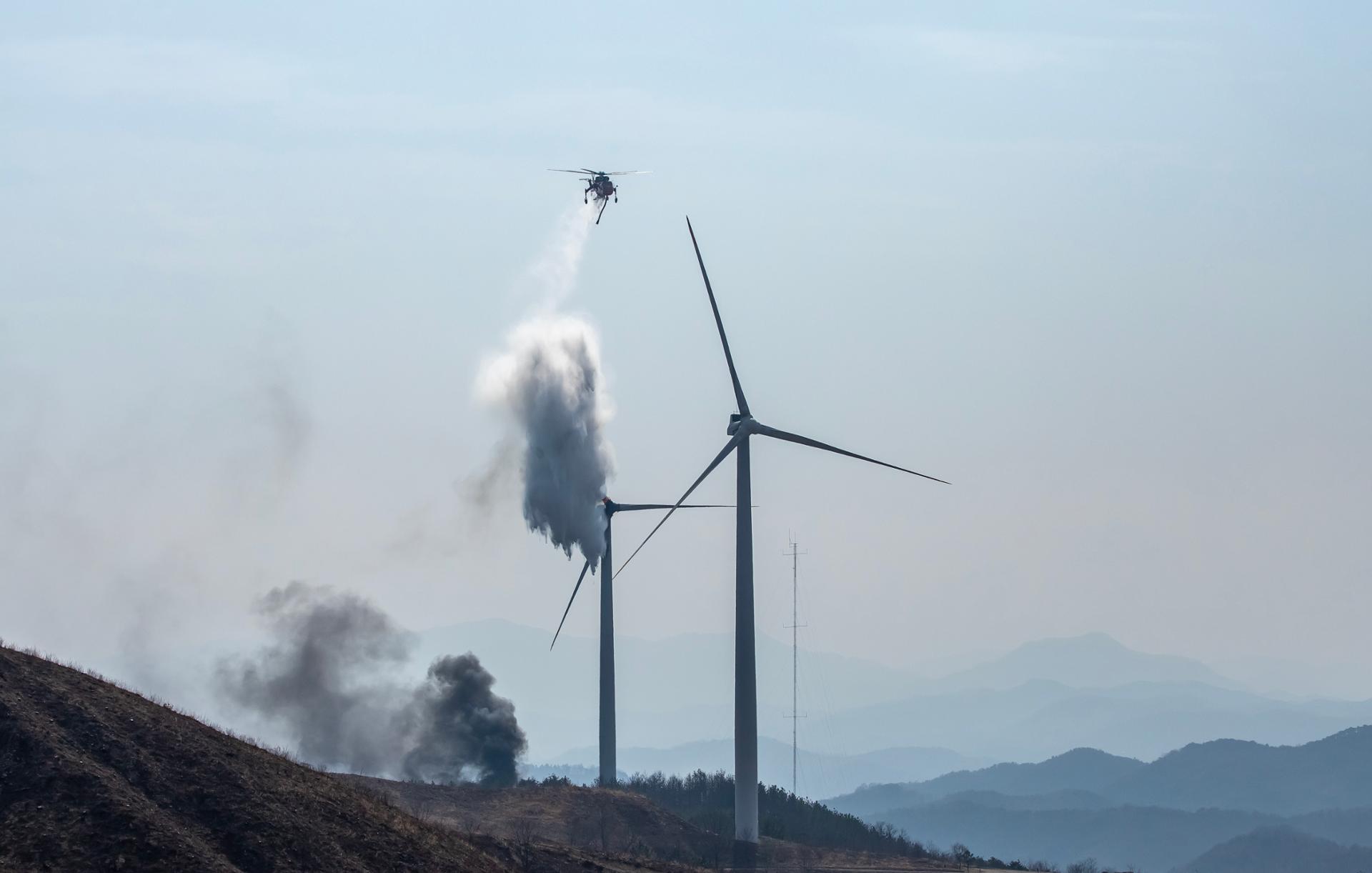1 Dead, 2 Missing in Wind Turbine Fire