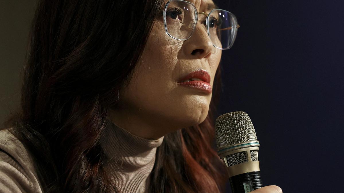 Taiwan opposition leader discusses peace talks with Xi