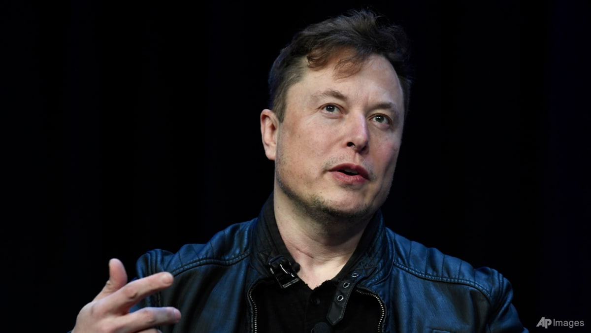 Ukraine contacts SpaceX over Russian drones using Starlink