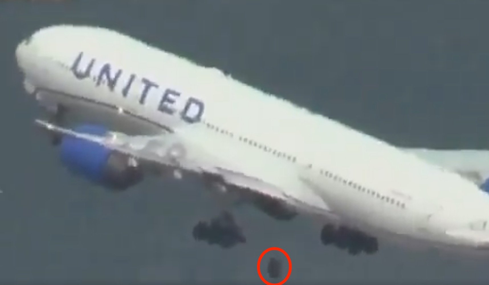 Plane Loses Wheel During Take-Off in Vegas
