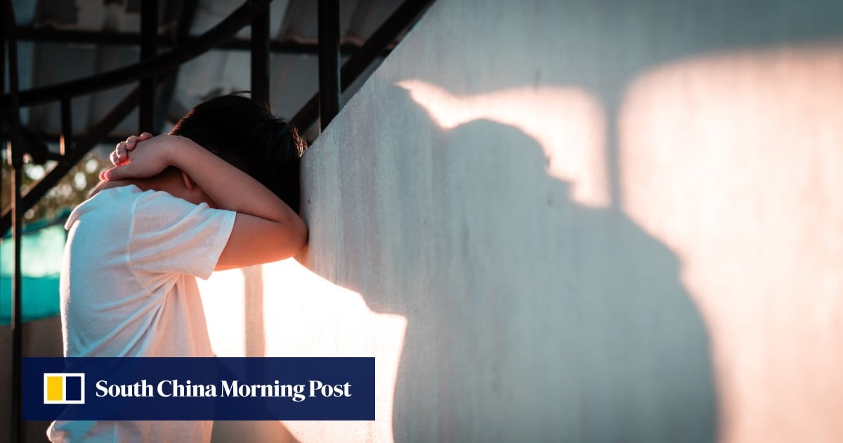 Japan child suicides reach record high